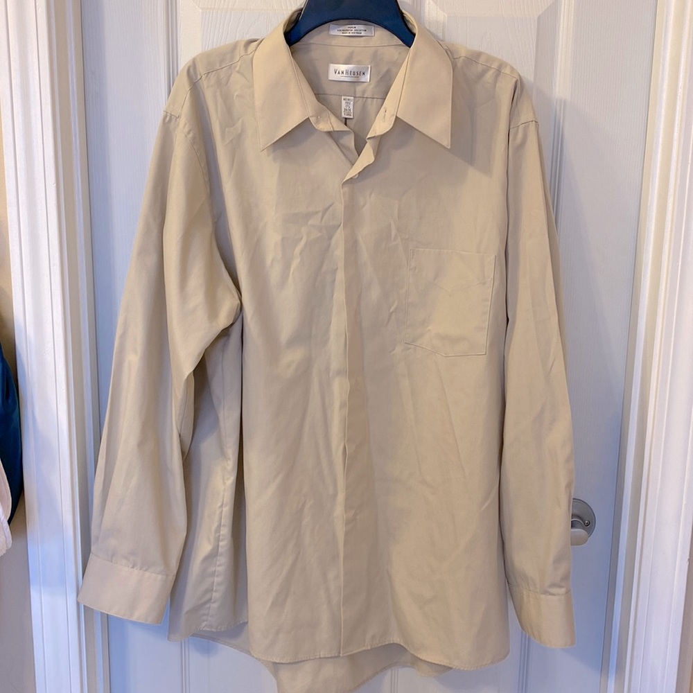 Men’s Van Heusen dress shirt - beige, XL (17 1/2, 34/35)